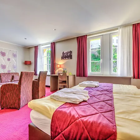 Du Commerce - Restaurant La Table De 3*