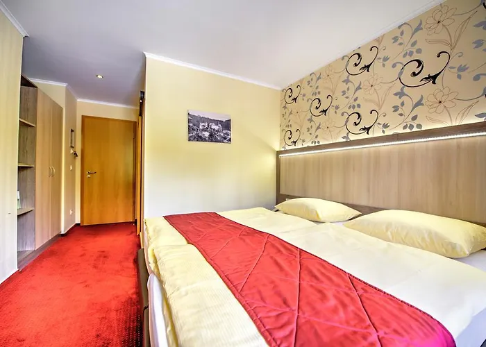 Hotel Du Commerce - Restaurant La Table De