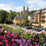 Hotell Du Commerce - Restaurant La Table De 3*