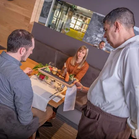 Du Commerce - Restaurant La Table De 호텔