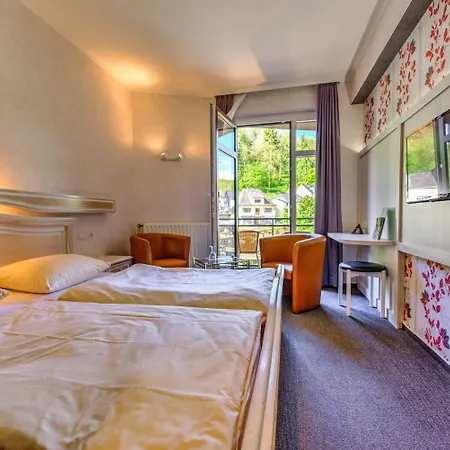 Du Commerce - Restaurant La Table De 3*