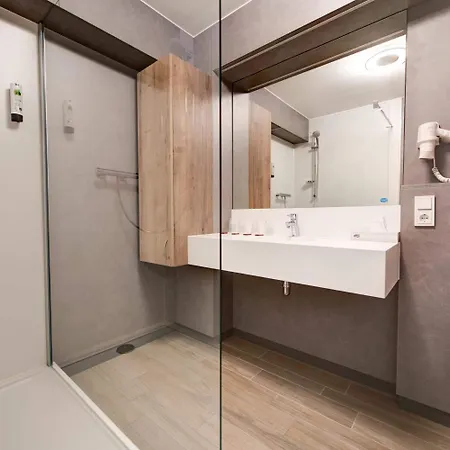 Du Commerce - Restaurant La Table De Szálloda