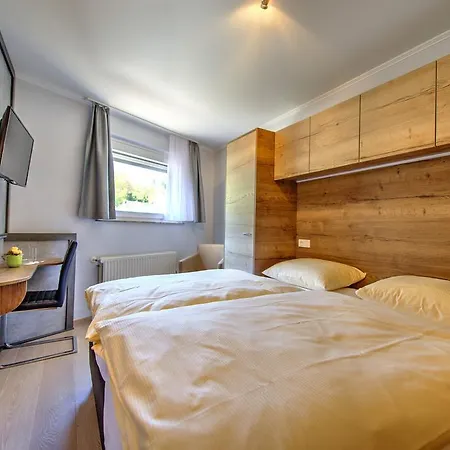 Hotel Du Commerce - Restaurant La Table De