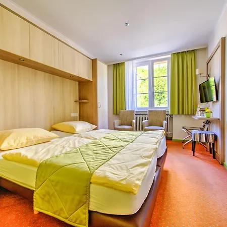 Hotell Du Commerce - Restaurant La Table De Clervaux