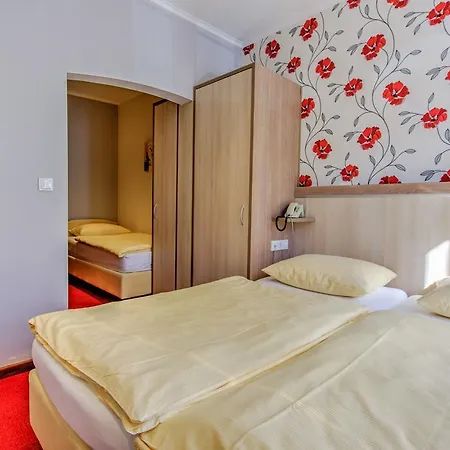 Szálloda Du Commerce - Restaurant La Table De