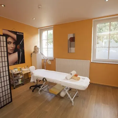 Hotell Du Commerce - Restaurant La Table De 3*