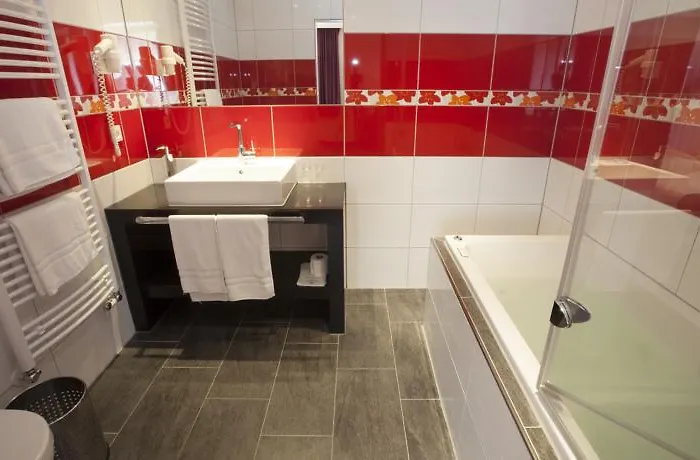 호텔 Du Commerce - Restaurant La Table De 클레르보