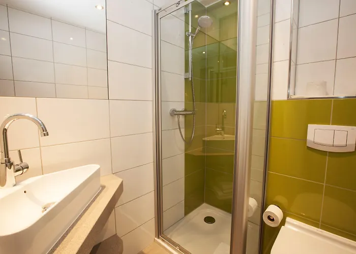 Du Commerce - Restaurant La Table De 3*