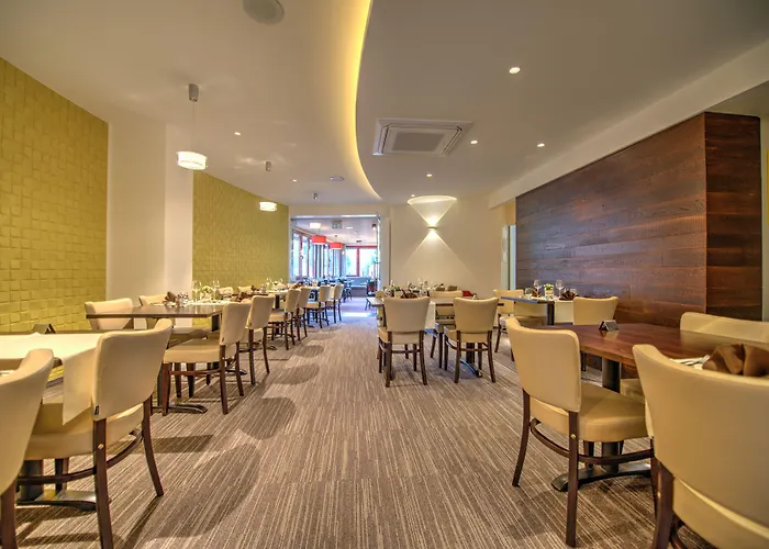 Du Commerce - Restaurant La Table De 호텔 3*