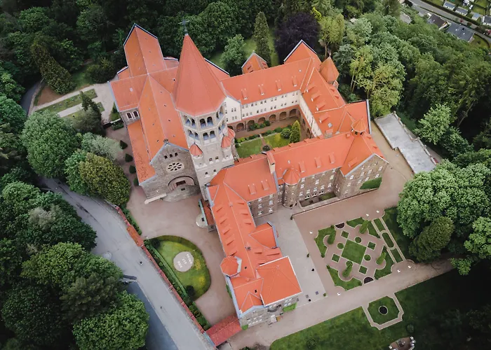 Du Commerce - Restaurant La Table De Hotel