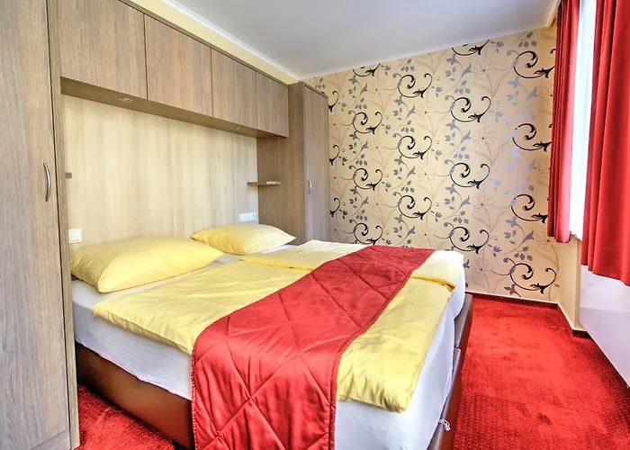 Du Commerce - Restaurant La Table De 3*