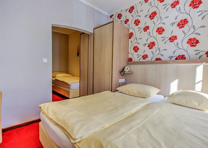 Hotell Du Commerce - Restaurant La Table De