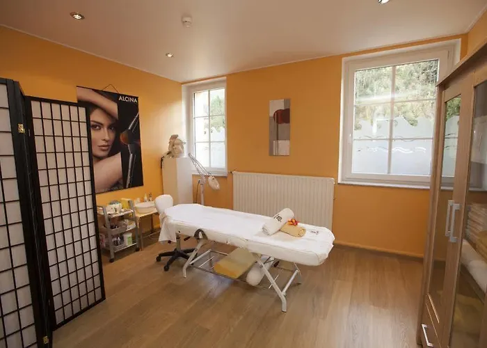 Hotell Du Commerce - Restaurant La Table De 3*